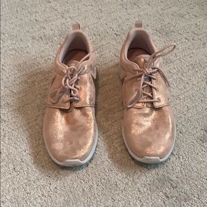 Nike rose gold sneakers